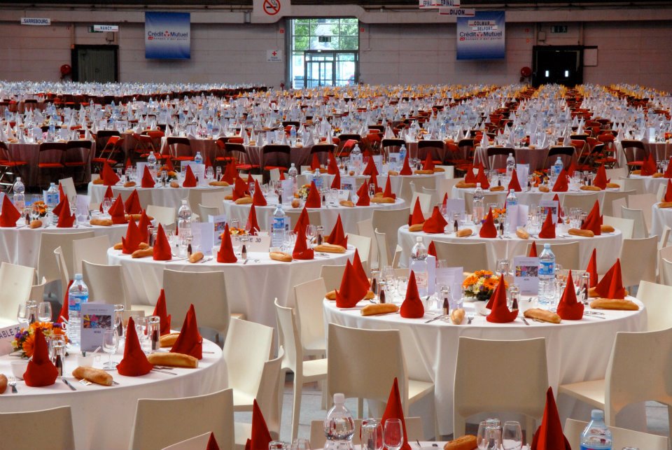 Location de tables pour cocktails      